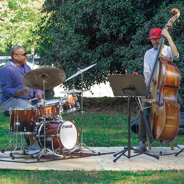 The Larri Branch Trio provides the jazz accompaniment setting the laid-back vibe at the event, where people enjoyed interactive workshops with artists and created pieces of their own.