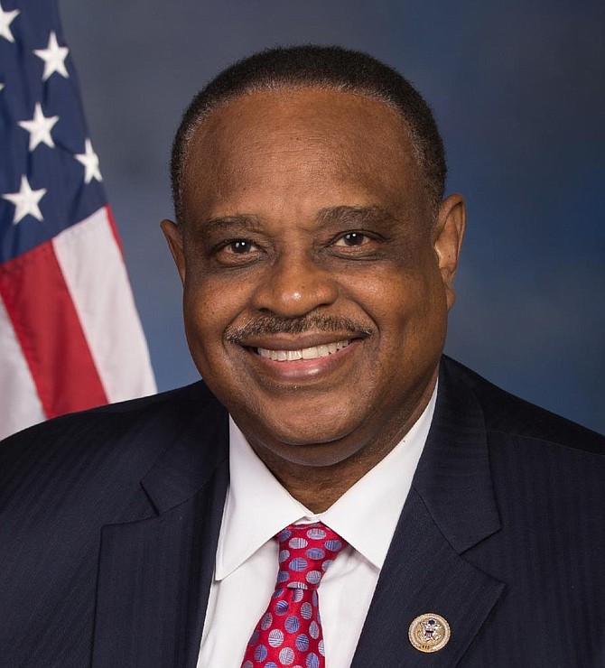 U. S. Rep. Al Lawson (D-Fla.), led more than a dozen senators in a letter asking House leaders to stop the omission of certain students from the Pell Grant increase of the Build Back Better Act.