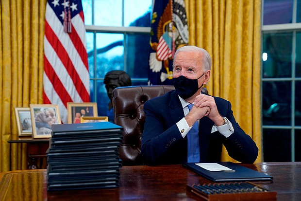 President Joe Biden on January 4 will make brief remarks addressing the rapid spread of the Omicron variant of the coronavirus in the US and the steps his administration is taking to address it, according to the White House.
Evan Vucci/AP