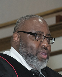 A Richmond judge ruled Tuesday that the pastor of historic but embattled Fourth Baptist Church in Church Hill acted without ...