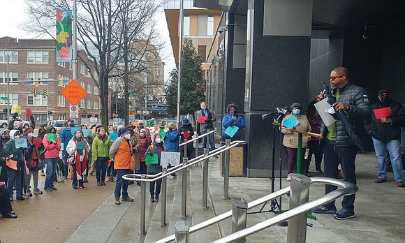 More than a hundred Richmond residents assembled outside City Hall last Friday, seeking to discuss their solutions to the rise ...