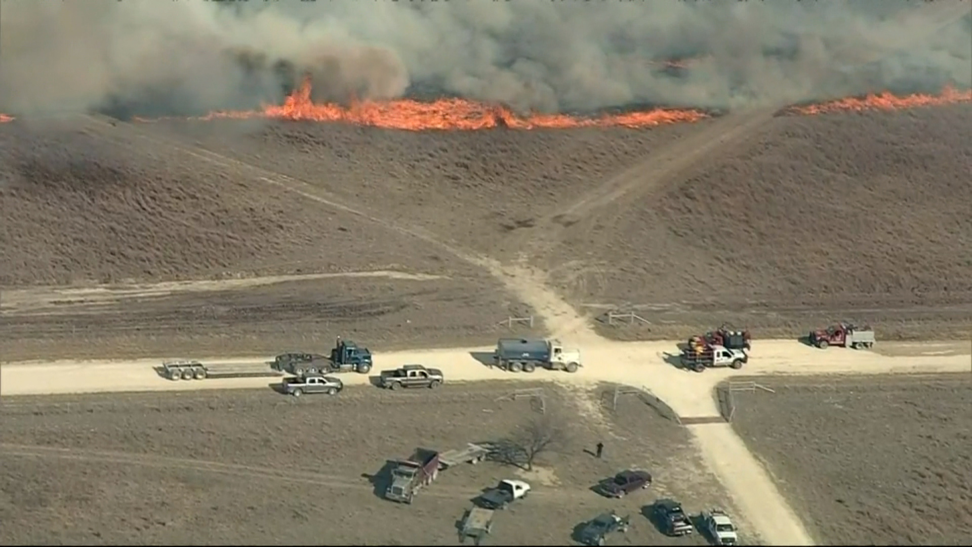 Texas Firefighters Have Battled 175 Fires In The Past Week That Have ...