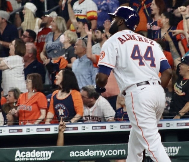 Houston Astros: Yordan Alvarez mulling Home Run Derby invitation