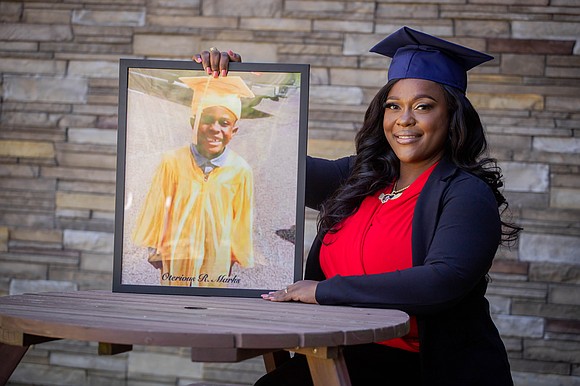 Kyoukius Washington received her bachelor's degree in social work from Jackson State University this morning, April 30. It is a …