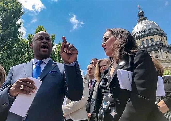 Reps. Emanuel “Chris” Welch of Hillside, who is now House speaker, and Kelly Cassidy of Chicago speak in 2019 at a rally for the Reproductive
Health Act. (CAPITOL NEWS ILLINOIS FILE PHOTO)