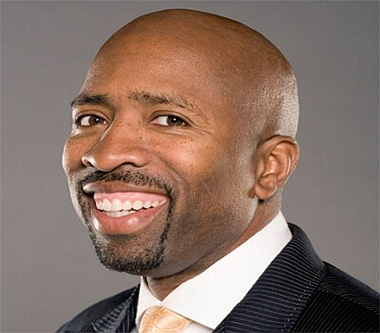 NBA on TNT Analyst and Houston Rockets legend Kenny "The Jet" Smith to serve as TSU's Spring 2022 Commencement speaker