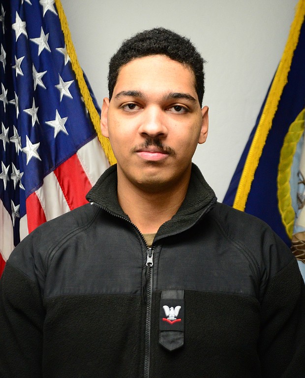 Petty Officer 3rd Class Shayon Spicer