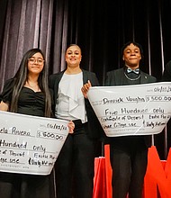 (L-R) Sherifat Lawal Price, Unity National Bank Vice President of Business Development and Marketing, Fleming Middle School CD recipient Angela Rivera, Fleming Middle School Principal Yolanda Bruce, Fleming Middle School CD recipient Derrick Vaughn, and Exotic Pop Founder and CEO Charleston Wilson 

Photos: Courtesy of Fleming Middle School
