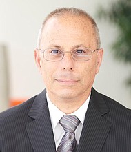 Professor Peter Pitts