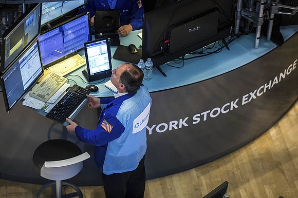 US stocks plunged into bear market territory Monday morning as Wall Street investors grew increasingly nervous about the prospect of …