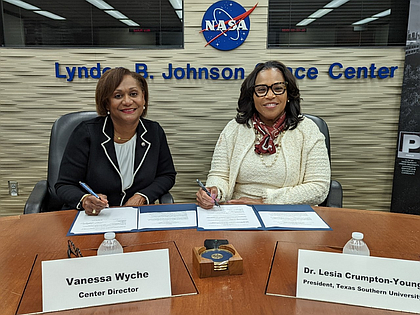 TSU President Dr. Lesia L. Crumpton-Young and NASA Johnson Space Center Director Vanessa Wyche sign Space Act Agreement