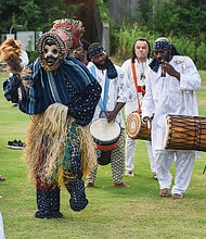 “Look Back, Focus Forward” was the theme for the Elegba Folklore Society’s Juneteenth “2022 Freedom Celebration” event at Richmond’s African Burial Ground in Shockoe Bottom on June 26. The evening event featured Elegba’s African dancers, music and vendors. This was the 26th anniversary of the event, which also included a youth summit, speakers and a night walk.