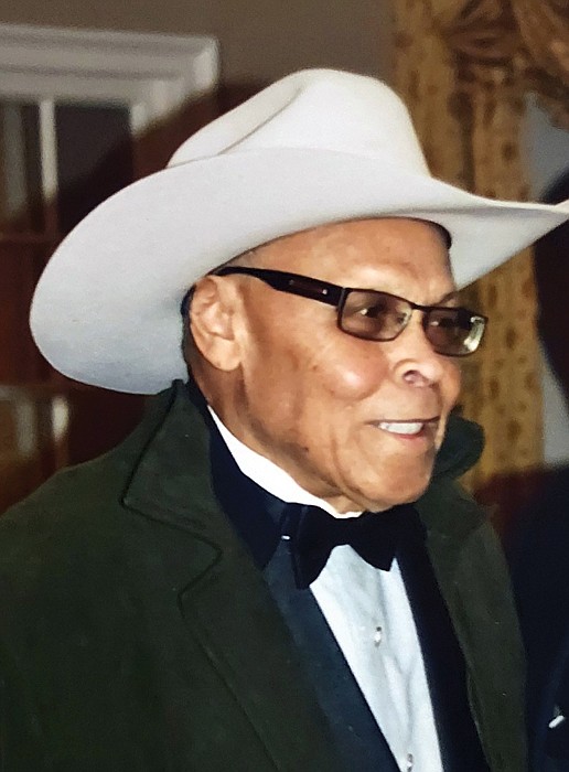 For more than three decades, James Willard “Dick” Harris Sr. was a familiar face to public housing residents in Richmond.
