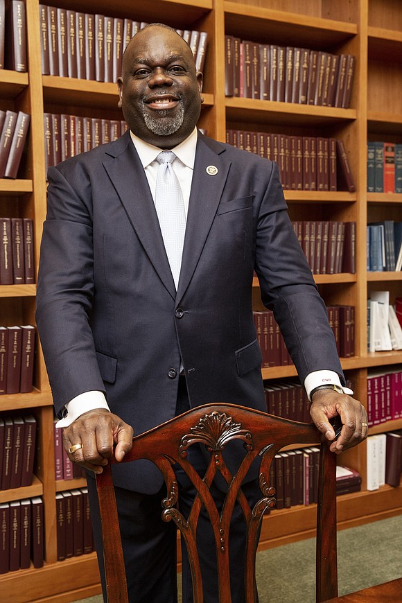 Jackson State University alumnus Judge Carlton Reeves, J.D., makes history as the first Black man to serve as Chair of … Jackson State University alumnus Judge Carlton Reeves, J.D., makes history as the first Black man to serve as Chair of …