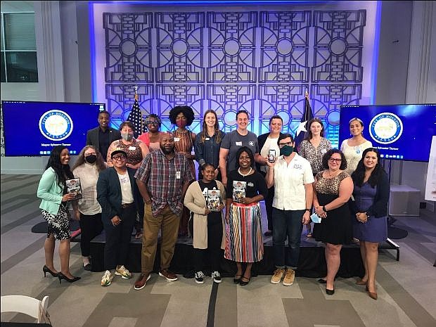 The Houston Inspires/Houston Inspira Storytellers together with their Environmental partners.