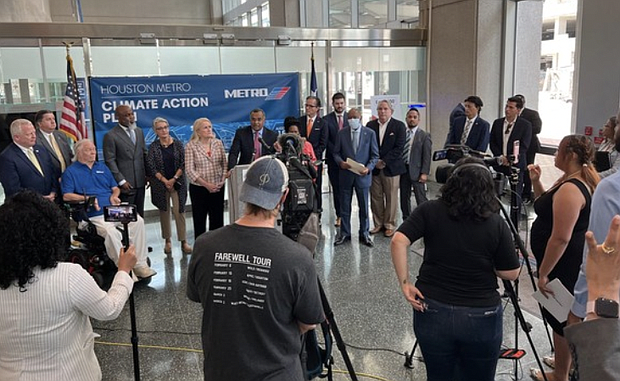 METRO Board Chair Sanjay Ramabhadran, joined by fellow Board Members Lex Frieden, Diann Lewter, Troi Taylor, and agency leaders, celebrate the FTA's award of $21.6 million to the Authority with local, state, and federal officials.