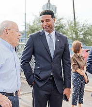 Photo credit: Os Galindo