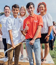 Photo credit: Os Galindo