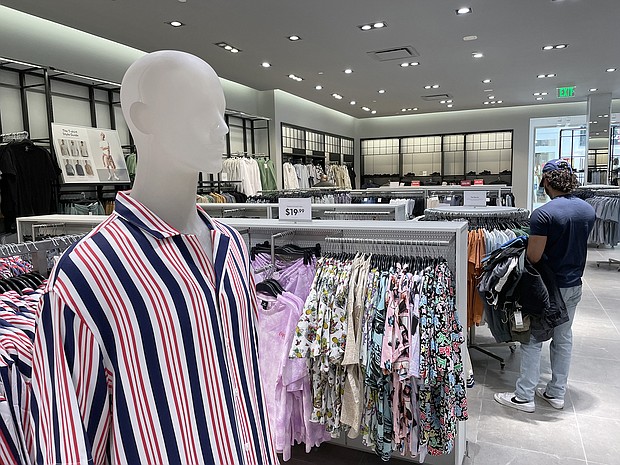 In July, US retail sales were flat compared to the previous month, the Census Bureau reported on August 17. A customer shops at an H&M store at Southland Mall on June 29 in Hayward, California.
Mandatory Credit:	Justin Sullivan/Getty Images