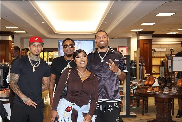 From L to Right: Rapper-Kirko Bangz, Music Exec.-Derrick Dixon, Rapper-DJ XO,
Front: Rapper-Erica Banks