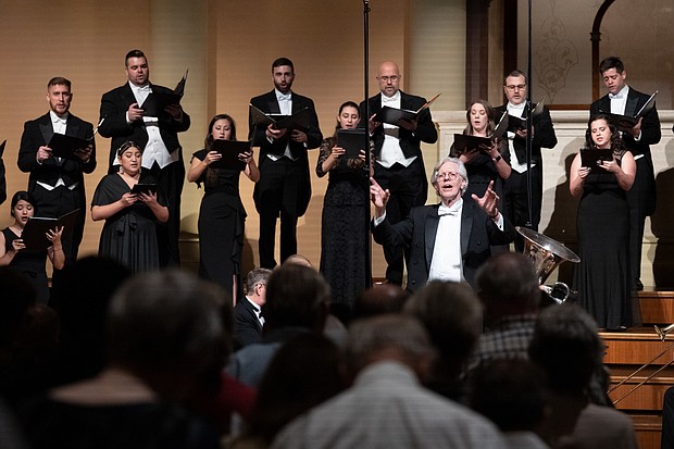 The Grammy® Award-winning Houston Chamber Choir, led by artistic director Robert Simpson, is back at Miller Outdoor Theatre for the first time since 2019 presenting “This Land Is Your Land” for the second performance of its 2022-2023 season./Photo credits: Jeff Grass Photography and Ken Jones