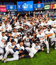 Houston Astros win the 2022 American League Division Series.