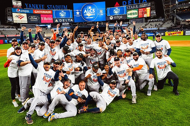 Houston Astros win the 2022 American League Division Series.