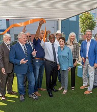 City of Houston Mayor, Sylvester Turner, along with local and state dignitaries and bank representatives celebrated the grand opening of Avenue J, a Houston affordable housing development that received a $750,000 subsidy from Wells Fargo and FHLB Dallas.