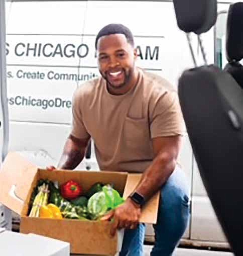 Dion Dawson is the founder of Dion’s Chicago Dream, which seeks to end
food insecurity in the city of Chicago by providing fresh produce to residents through food delivery and Project Dream Fridge. PHOTO BY AMBER MARIE GREEN PHOTOGRAPHY.