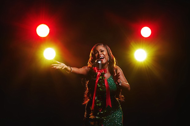 DeQuina Moore  (credit Stages)