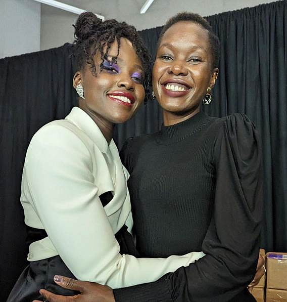 Lancôme Hypnôse 5-Color Eyeshadow Palette in Reflet D’Amethyste

(EBONY Power 100)