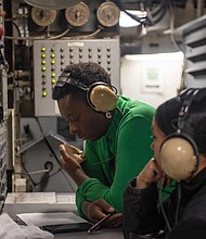 PHILIPPINE SEA
11.08.2022
Photo by Seaman Eric Stanton 
USS RONALD REAGAN (CVN 76)