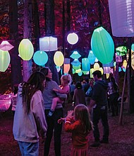 Each evening after sunset, people of all ages gathered on the Carriage House Lawn, where the Glow Village featured cozy fire pits and refreshments. Garden Glow’s walking tour immersed guests in a natural landscape dramatically illuminated from within.