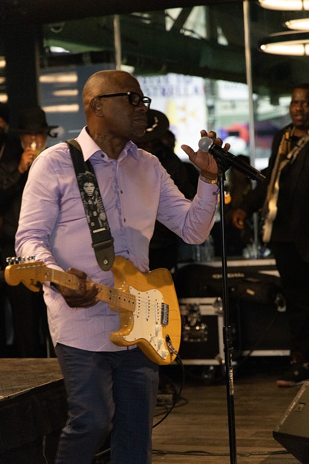 Scarface Performing Live