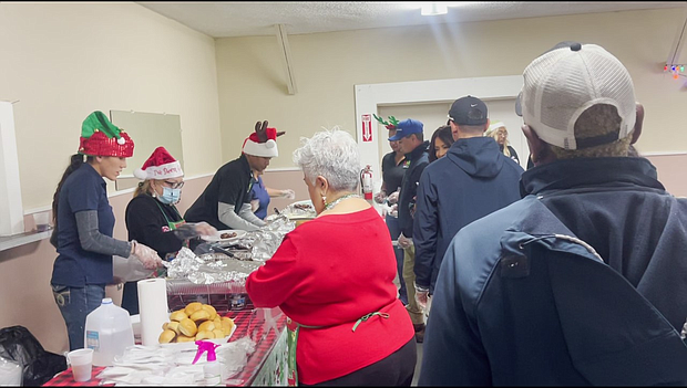 SmartScaping and DFM Group staff and volunteers served lunch to nearly 300 Houston seniors today.   

Photos: Boost 1 Marketing