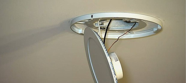 Maintenance issues at a Spring Hill apartment complex have one family pleading for help and said their problems are creating a dangerous situation that is affecting their safety system and their health.
Mandatory Credit:	WSMV