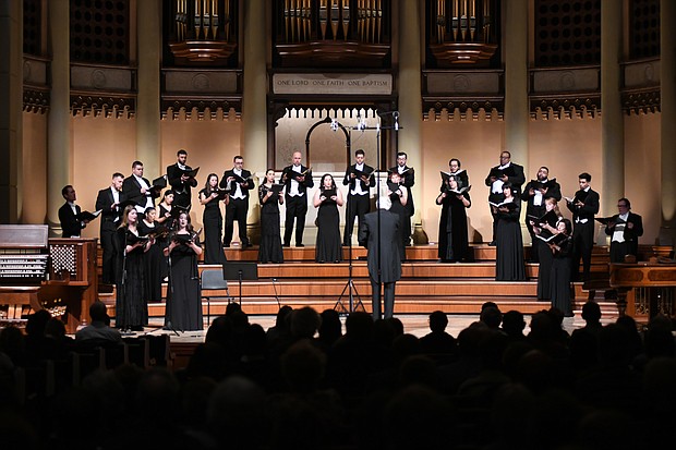 The Grammy® Award-winning Houston Chamber Choir, under the direction of Robert Simpson, presents the regional premiere of Sarah Kirkland Snider’s Mass for the Endangered with Loop38 on Saturday, Feb. 4 at St. John the Divine Episcopal Church

Credit: Jeff Grass Photography