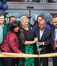 Mayor Sylvester Turner, elected officials, and the Houston Health Department cut the ribbon to open the new Sunnyside Health and Multi-Service Center.