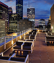 Barre A Baisers rooftop bar