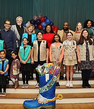 Just Dessert judges with Girl Scouts/ Credit Girl Scouts of San Jacinto