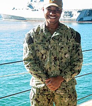 Photo by Mass Communication Specialist 3rd Class Andrew Hanchar,
Navy Office of Community Outreach