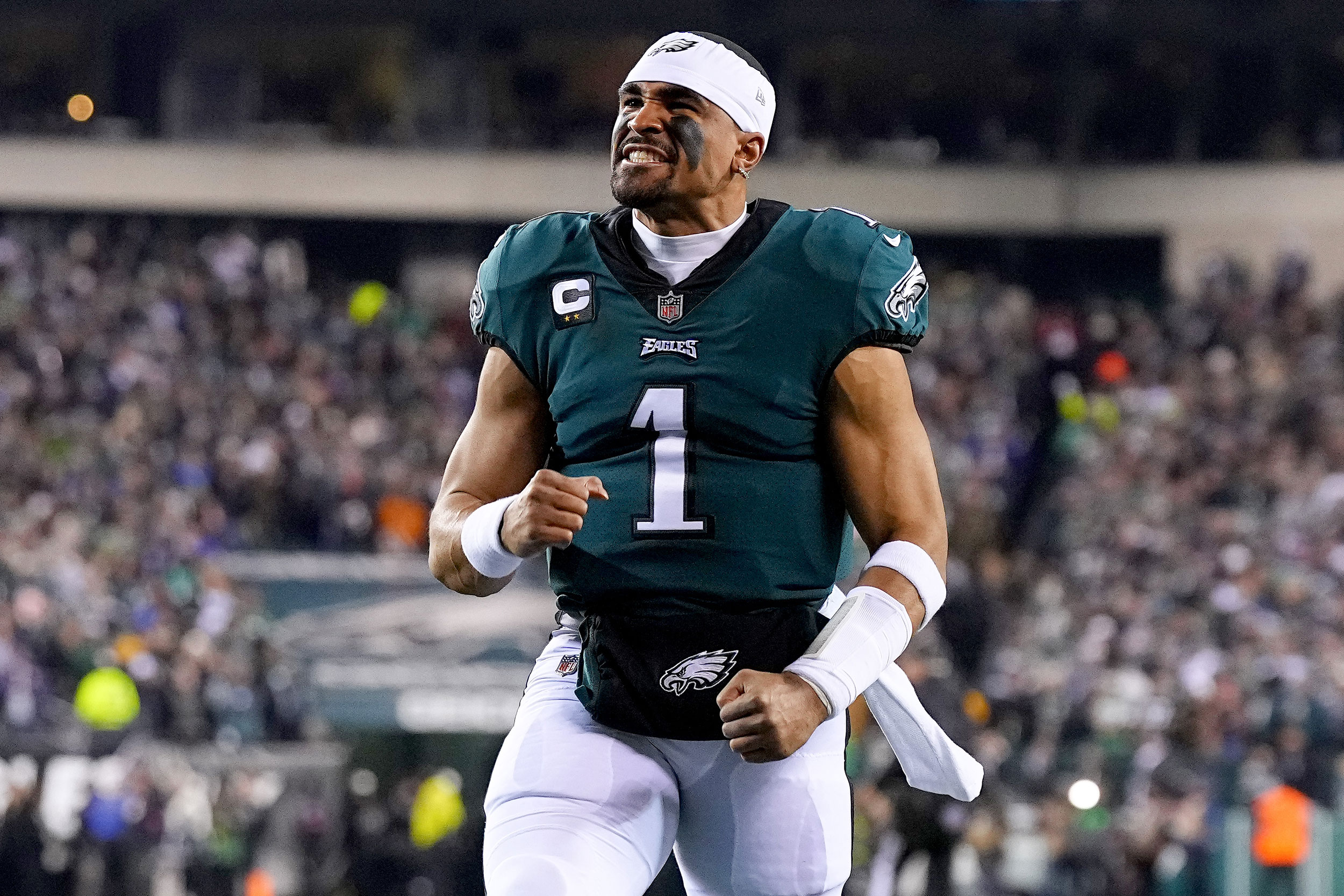 Quarterback Jalen Hurts signs record-breaking five-year extension with Philadelphia  Eagles; reportedly highest-paid player in NFL history, Houston Style  Magazine