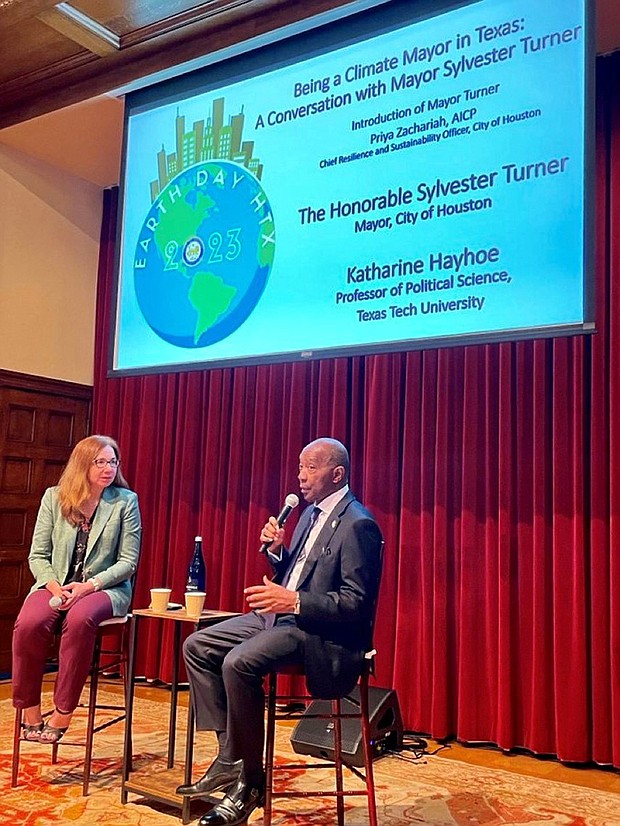 To start Day One, Mayor Turner participated in a conversation with Texas Tech University Professor of Political Science Katharine Hayhoe about climate change and his experience as the former Chair of Climate Mayors. a bipartisan network that has mobilized more than 750 U.S. mayors since 2014, demonstrating climate leadership through meaningful actions in their communities.