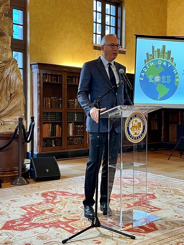 Artemis Energy Partners CEO and Chair Bobby Tudor delivered a lunchtime keynote on Houston leading the energy transition to a low-carbon world. He also leads the Greater Houston Partnership's – Houston Energy Transition Initiative.