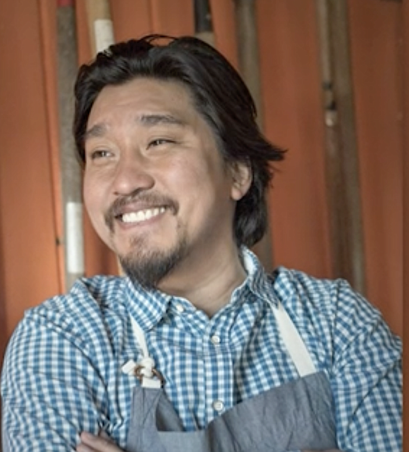 The White House is brining in a celebrity chef for a state dinner with South Korean president.