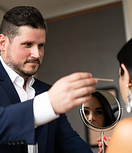 Dr. Arroyo provides custom treatment plans for a wide variety of surgical and non-surgical treatments for patients. 

Photos: Arroyo Plastic Surgery