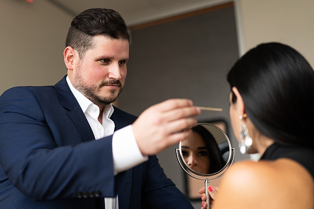 Dr. Arroyo provides custom treatment plans for a wide variety of surgical and non-surgical treatments for patients. 

Photos: Arroyo Plastic Surgery