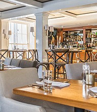 Haywood's, Piano Bar