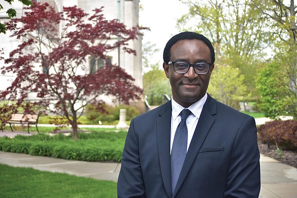 Howard University is turning to an experienced scholar of the African diaspora to serve as its new university president.