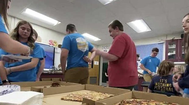 A local business owner is saying "thank you" to a group of Waterford Union High School students for their random act of kindness.
Mandatory Credit:	WISN